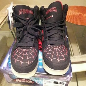 sneakers spiderman